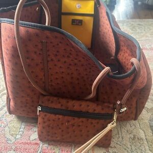 Taylor Gray large neoprene bags